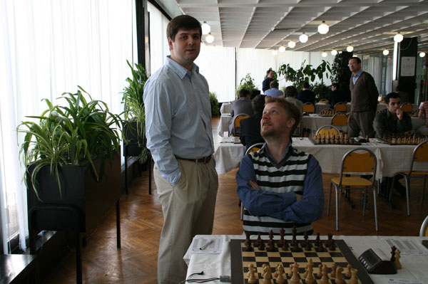 http://www.chesspro.ru/_images/materials/2008/dago127.jpg
